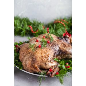 Качка запечена з яблуками та соусом, вагова